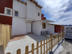 Bungalow con vistas a montaña en Relleu